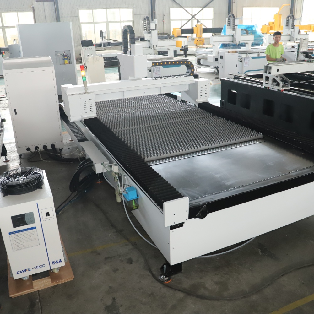 Волоконный лазерный станок для – обзор и цена Industrial Laser Metal Cutting Machine